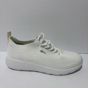 Citywalk Classic Women’s White Lace-Up Sneakers, Size 9 M